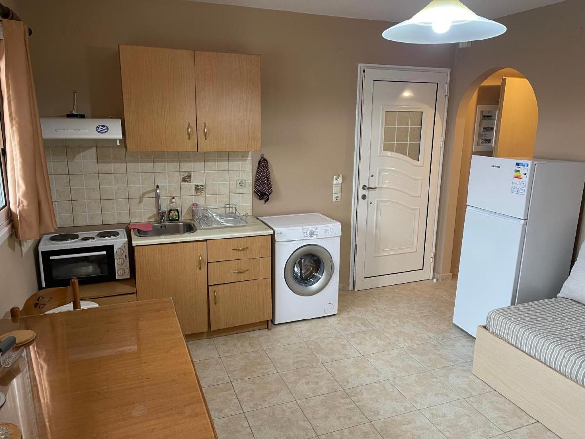 La Casa Di Nonna Apartment อาร์กอสโตลี ภายนอก รูปภาพ