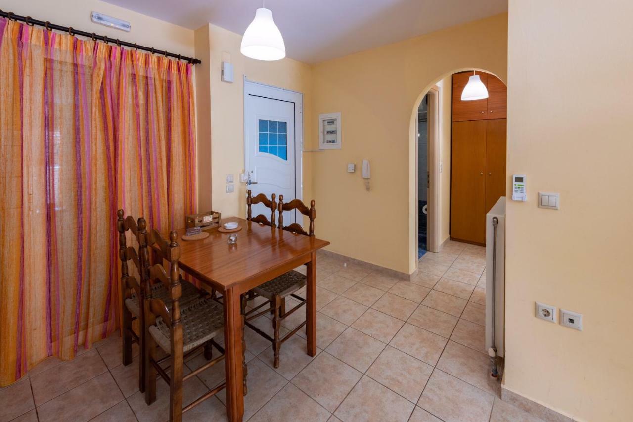 La Casa Di Nonna Apartment อาร์กอสโตลี ภายนอก รูปภาพ