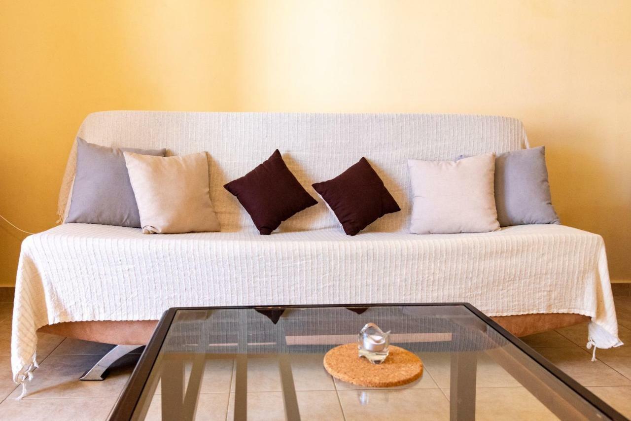 La Casa Di Nonna Apartment อาร์กอสโตลี ภายนอก รูปภาพ