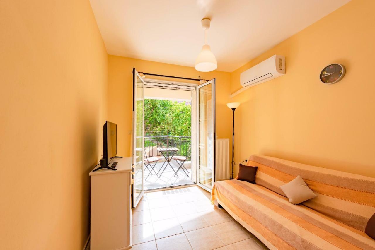 La Casa Di Nonna Apartment อาร์กอสโตลี ภายนอก รูปภาพ