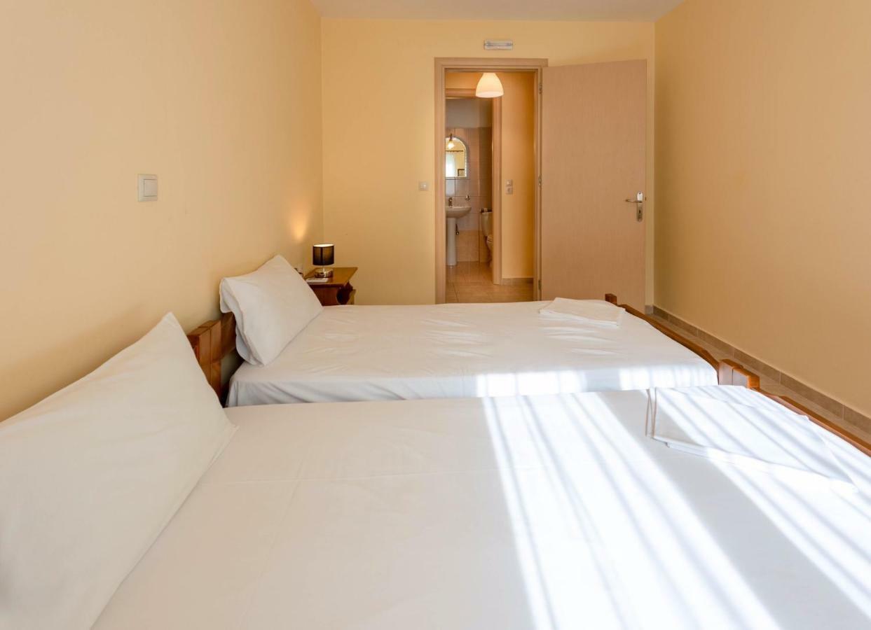 La Casa Di Nonna Apartment อาร์กอสโตลี ภายนอก รูปภาพ