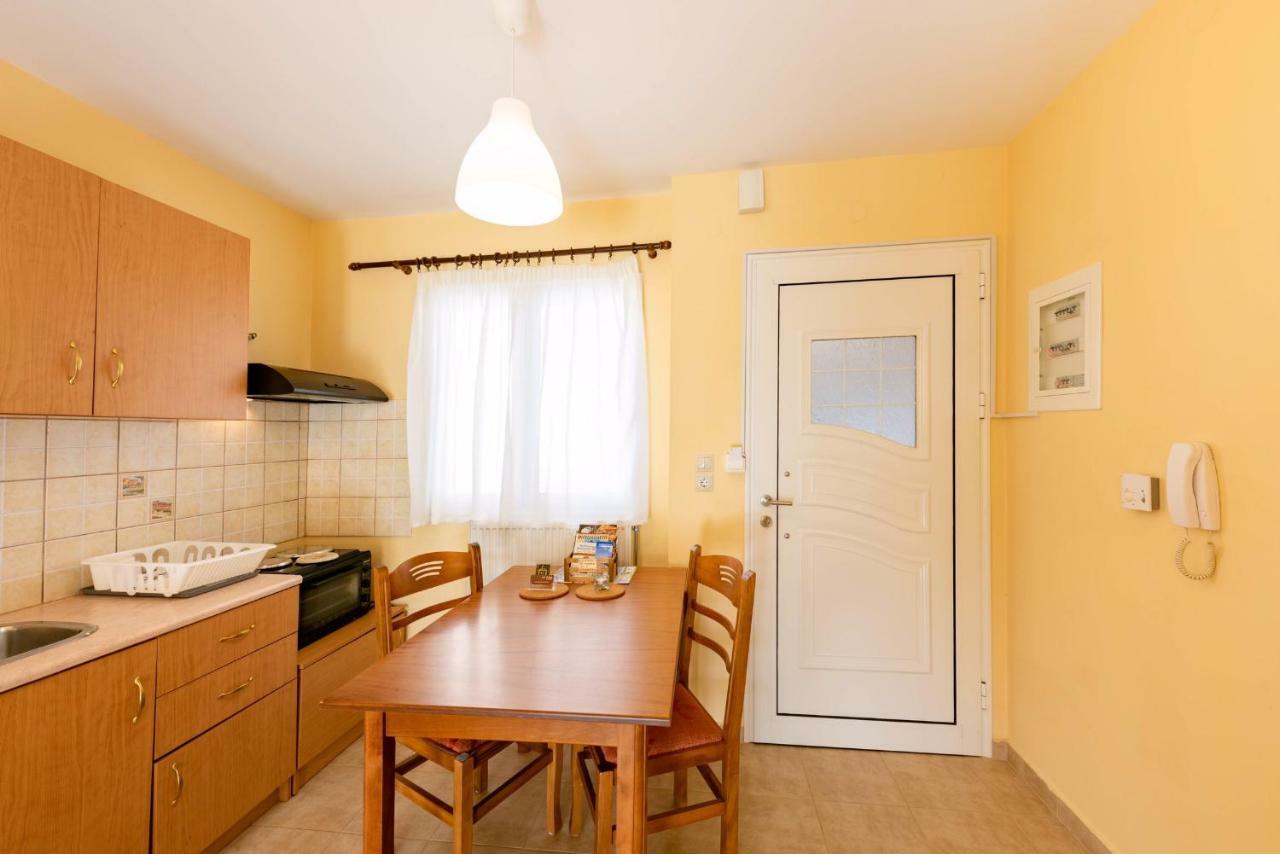 La Casa Di Nonna Apartment อาร์กอสโตลี ภายนอก รูปภาพ